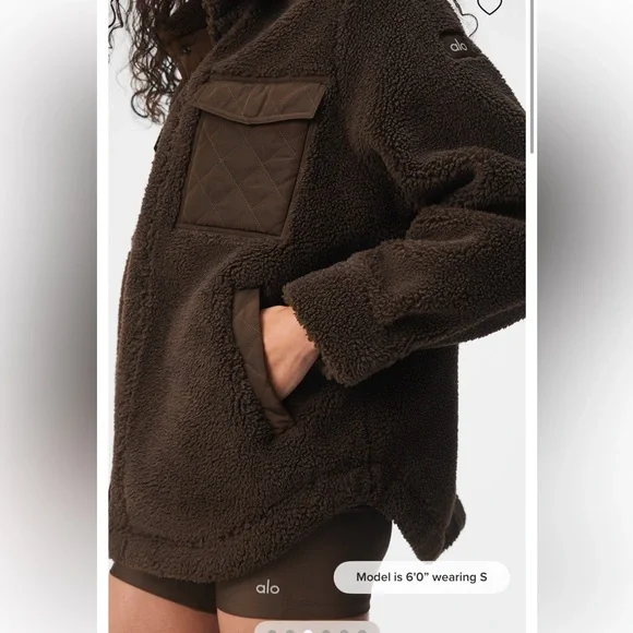 alo sherpa edge shacket - Picture 4 of 5